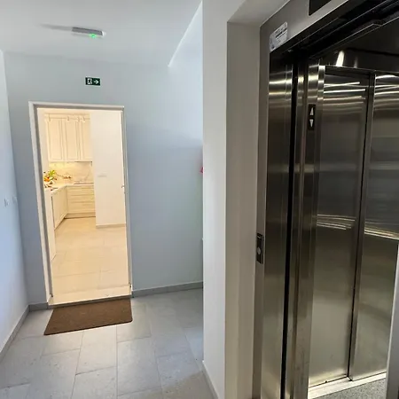 Apartment Luxury L With Jacuzzi *